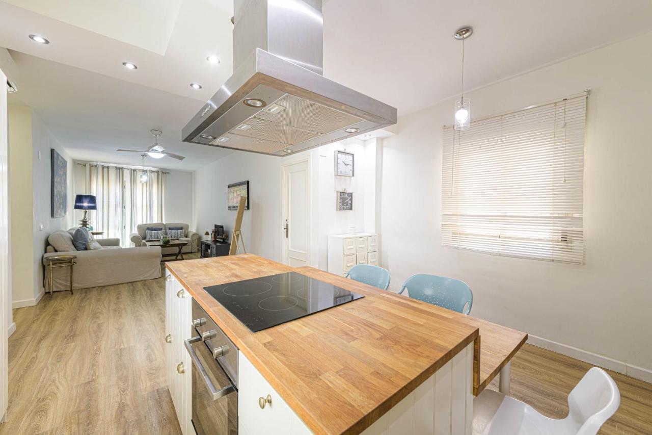 Wintowinrentals Genial Apartamento, Centrico Y Silencioso Малага Экстерьер фото